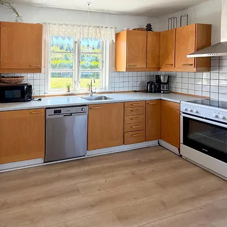 3 Bedroom Amazing In Дом отдыха